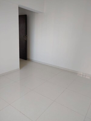 Room in 3 BHK Apartment at Malpani Vivanta, Balewadi – for Rent