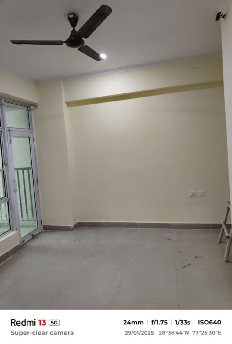 Room, gaur-city-6th-avenue 2.5 Bedroom 1175 Sq.Ft. Apartment In Sector 4 Greater Noida Greater Noida 10338220