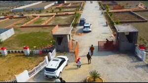   Plot at Gosainganj – for Sale
