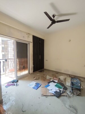 2 BHK Apartment For Rent in Noida Central