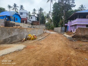  Plot For Sale in Vettamukku