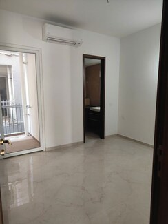 2 BHK Apartment For Rent in Smart World Orchard