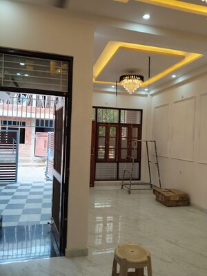 Parking in 3 BHK Villa at Matiyari – for Sale