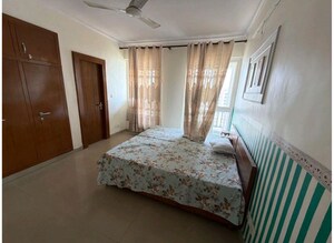 Bedroom in 4 BHK Apartment at Jalvayu Height, Phi Iii Greater Noida – for Rent