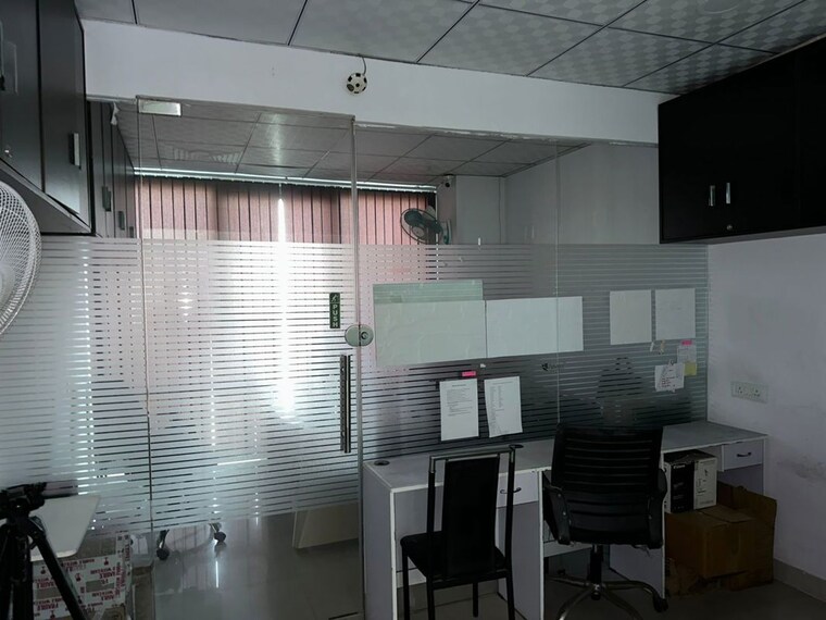 Kitchen, galaxy-blue-sapphire-plaza Commercial Office Space 500 Sq.Ft. In Sector 4 Greater Noida Greater Noida 10338391