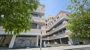  Shop For Rent in Satyam Galleria, Phi Iii Greater Noida