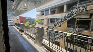  Shop – Exterior View View at Satyam Galleria, Phi Iii Greater Noida - for Rent