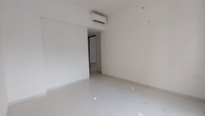 Room in 3.5 BHK Apartment at Lodha Bellagio, Powai – for Rent