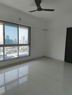 2 BHK Apartment For Rent in Empire Towers