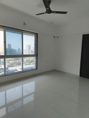 2 BHK Apartment For Rent in Empire Towers, Goregaon East
