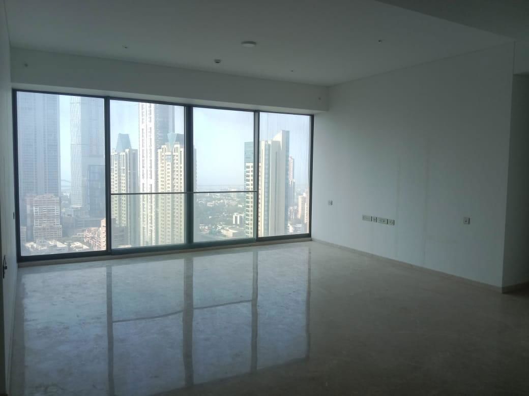 4 BHK + Servant Room,Study Room Apartment For Rent in Rustomjee Crown