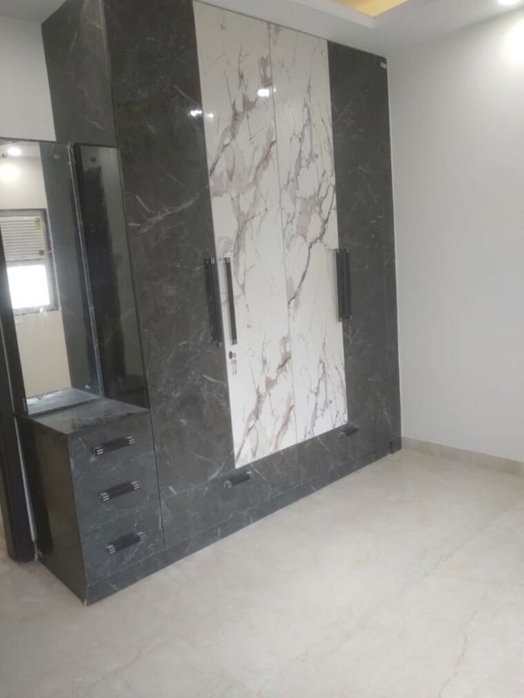 Kitchen, hauz khas 3 Bedroom 136 Sq.Yd. Builder Floor In Hauz Khas Delhi 10338470