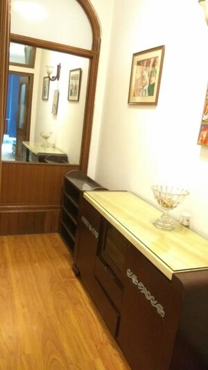 1 BHK Builder Floor – Entrance View at Greater Kailash - for Rent