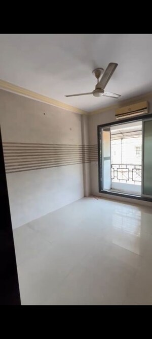 Room in 2 BHK Apartment at Giridhar Society, Dombivli West – for Rent