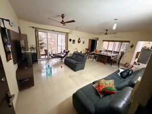 Team Area in 3 BHK Apartment at Blossom Garden, Kadugodi – for Rent