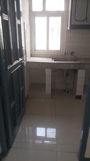 Kitchen in 2.5 BHK Apartment at Mayur Vihar – for Sale