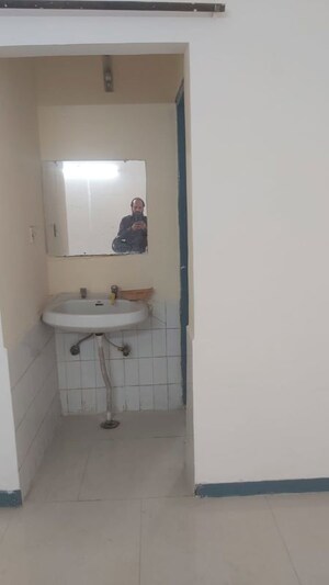 Bathroom in 2.5 BHK Apartment at Mayur Vihar – for Sale