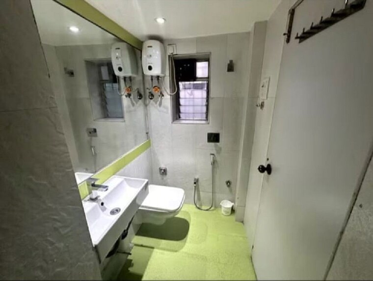 Washroom, bandra west 2 Bedroom 700 Sq.Ft. Apartment In Bandra West Mumbai 10338455