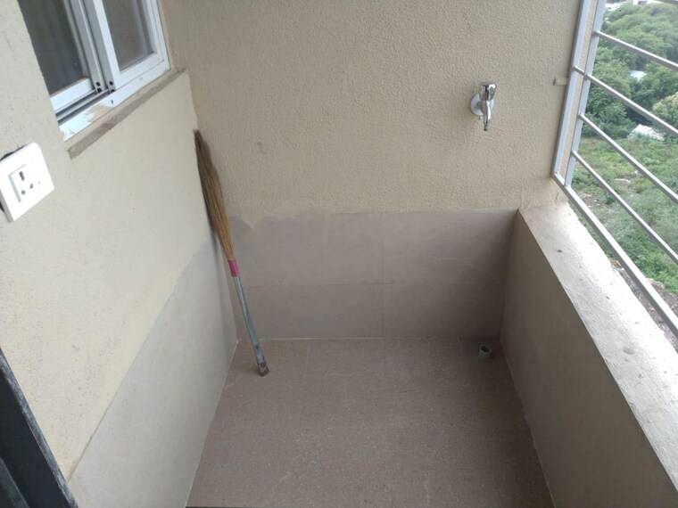 Balcony, vertical-oriana 2 Bedroom 850 Sq.Ft. Apartment In Keshav Nagar Pune 10338566