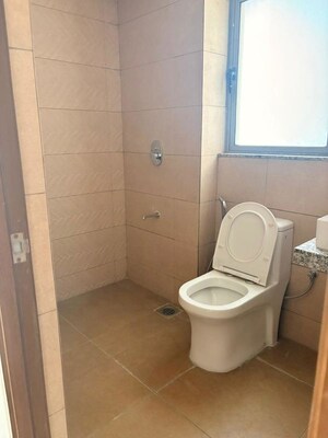 Bathroom in 2 BHK Apartment at Kalpataru Immensa B, Kolshet Road – for Rent