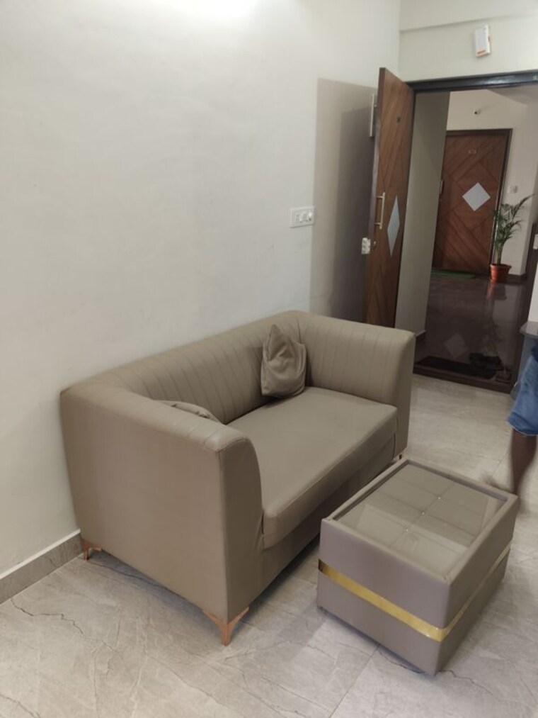 Living Room, keerthana-residency 1 Bedroom 550 Sq.Ft. Apartment In Kadubeesanahalli Bangalore 10338567