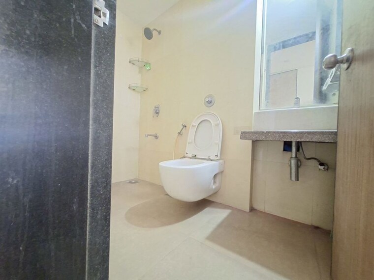 Bathroom, lodha-casa-royale-grande 2 Bedroom 755 Sq.Ft. Apartment In Majiwada Thane 10338657