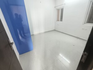 Room in 3 BHK Apartment at K Raheja Corp Vistas, Nacharam – for Rent