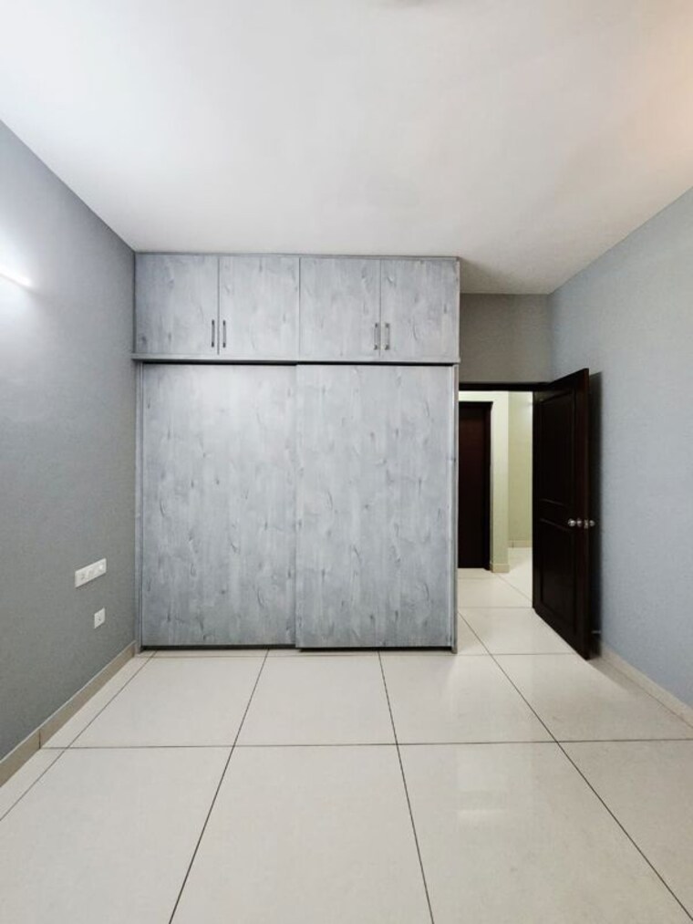 Room, prestige-lakeside-habitat 3 Bedroom 1750 Sq.Ft. Apartment In Varthur Bangalore 10338635