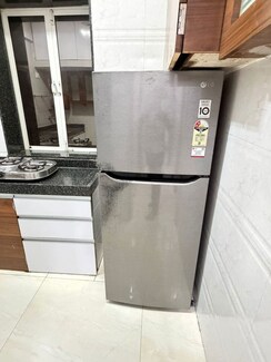 1 BHK + Store Room Apartment For Rent in Andheri East