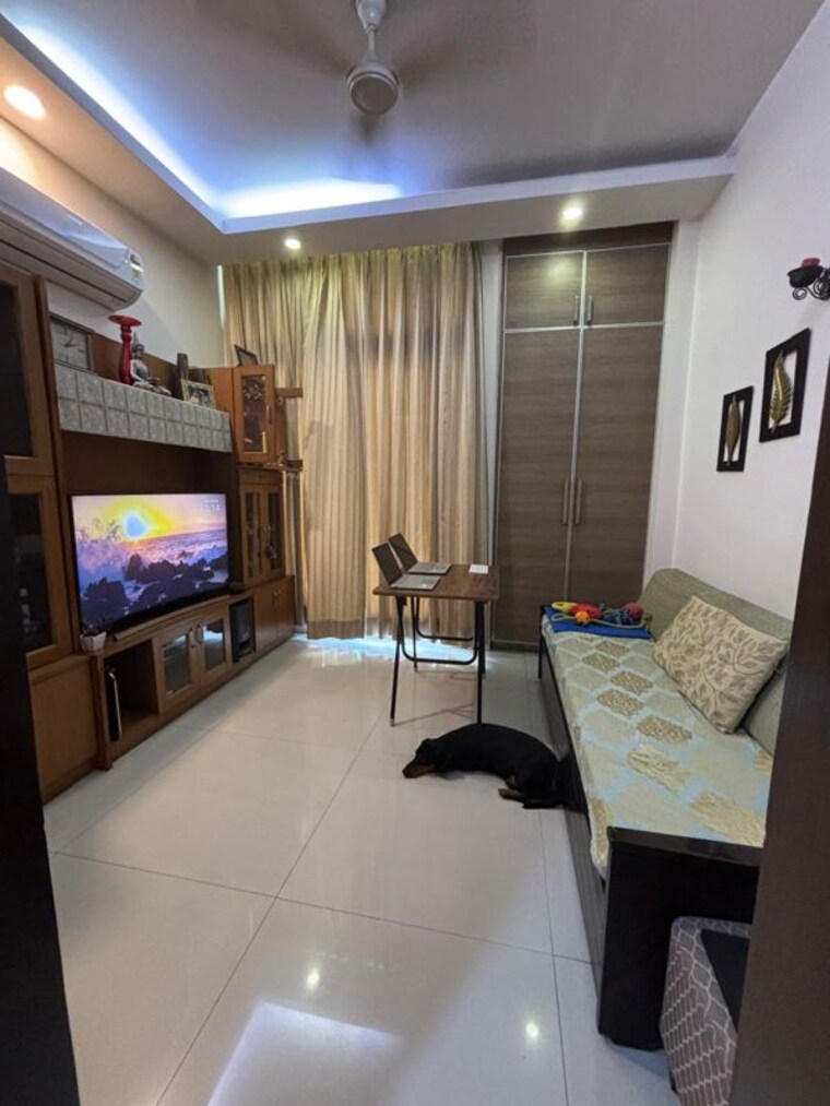 Living Room, vipul-world-floors 3 Bedroom 240 Sq.Yd. Builder Floor In Sector 48 Gurgaon 10338665