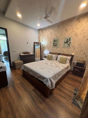 Bedroom in 3 BHK Builder Floor at Vipul World Floors, Sector 48 – for Sale