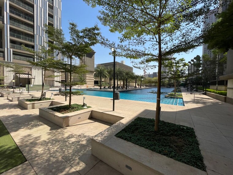 Swimming Pool, lodha-elisium 3 Bedroom 1100 Sq.Ft. Apartment In Wadala Mumbai 10338658