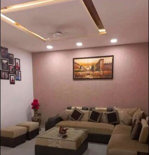 2 BHK Apartment For Rent in Vip Road