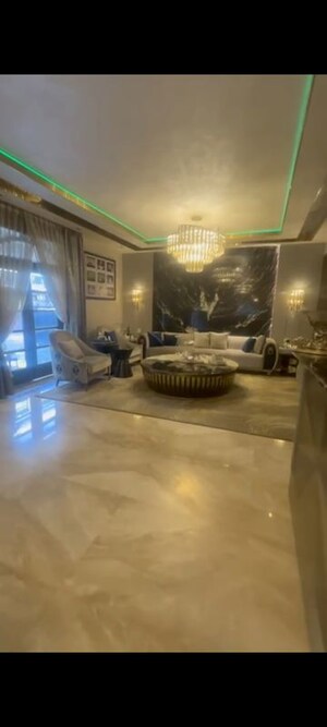 Gym in 6+ BHK Villa at Civil Lines – for Sale