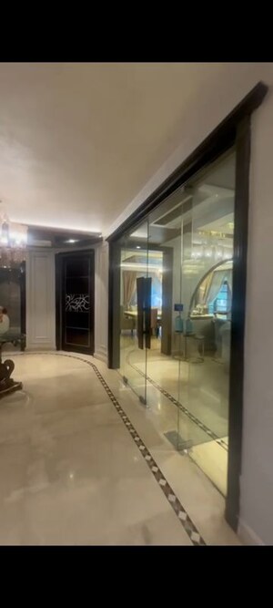 Building Lobby in 6+ BHK Villa at Civil Lines – for Sale