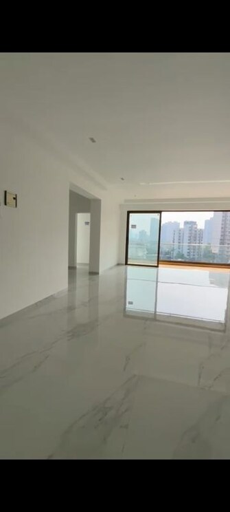 https://img.squareyards.com/secondaryPortal/optImages/IN_639130750144382737-2904260356545654.jpg Cover Image