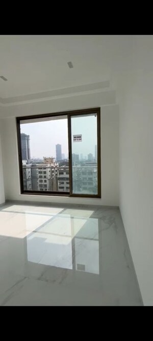 Room in 4 BHK Apartment at Next Space Aureate, Borivali West – for Sale