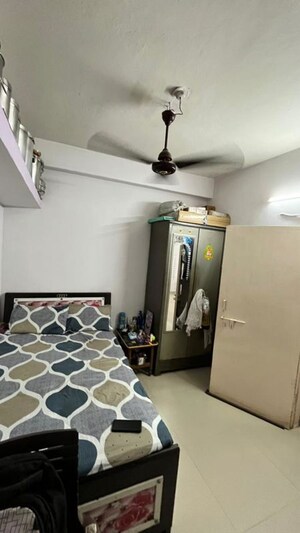 Room in 1 BHK Apartment at Katargam – for Sale