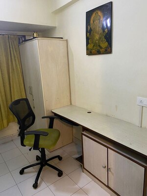 Bedroom in 3 BHK Apartment at Juhu – for Rent