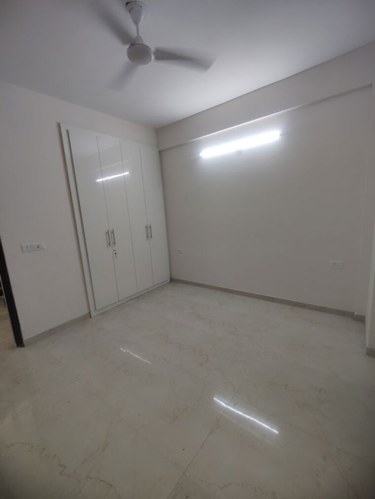 Room, smart-world-gems 2.5 Bedroom 1208 Sq.Ft. Builder Floor In Sector 89 Gurgaon 10338754