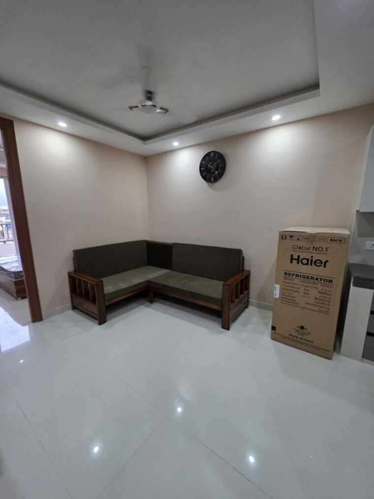 Living Room, saket 1 Bedroom 700 Sq.Ft. Apartment In Saket Delhi 10338797