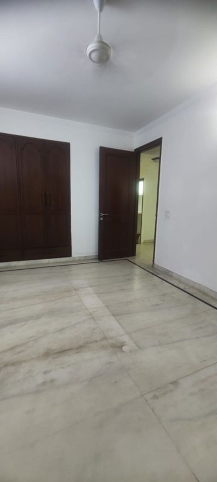 Room, malviya nagar 3 Bedroom 150 Sq.Yd. Apartment In Malviya Nagar Delhi 10338798