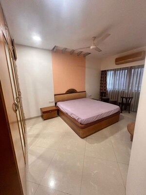 Bedroom in 3 BHK Apartment at Juhu – for Rent