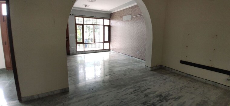 Living Room, sector 21 6 Bedroom 3500 Sq.Ft. Independent House In Sector 21 Panchkula 10338833