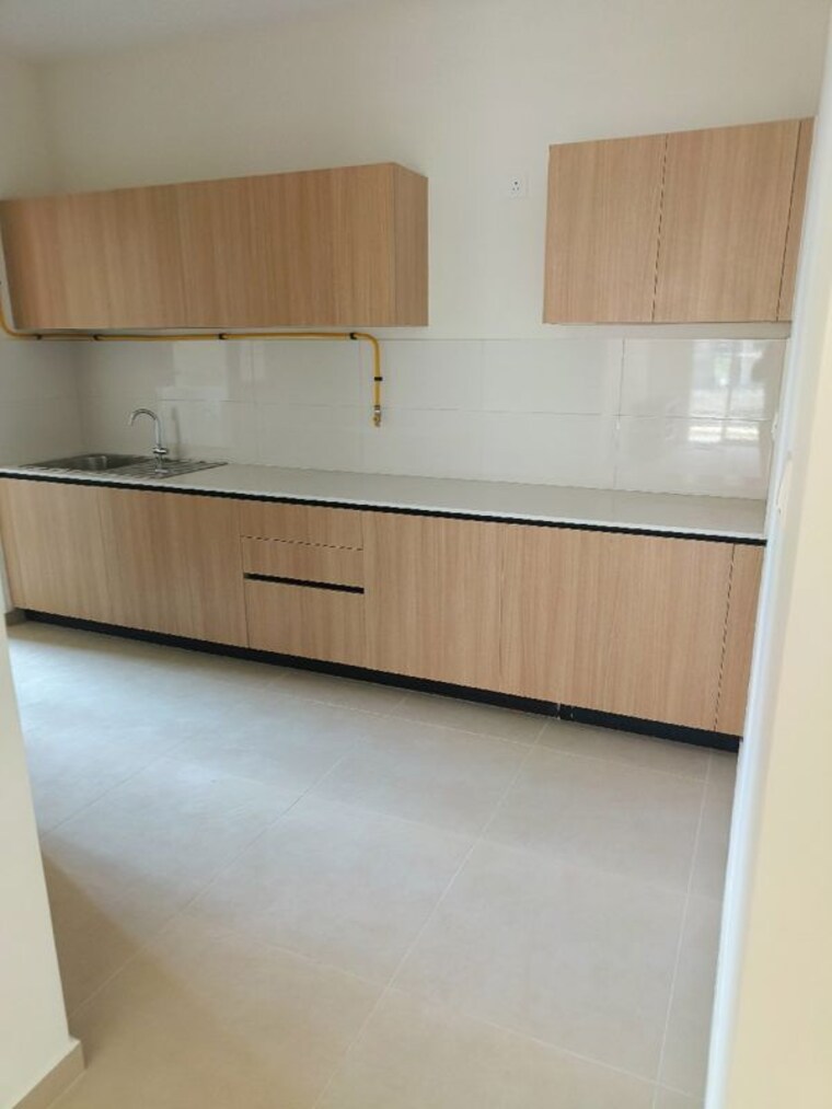 Kitchen, bhartiya-nikoo-homes 3.5 Bedroom 1955 Sq.Ft. Apartment In Thanisandra Main Road Bangalore 10338852