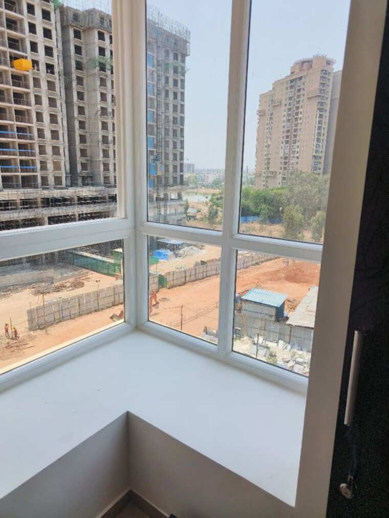 Balcony, bhartiya-nikoo-homes 3.5 Bedroom 1955 Sq.Ft. Apartment In Thanisandra Main Road Bangalore 10338852