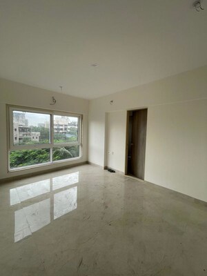 Bedroom in 2 BHK Apartment at Andheri West – for Rent