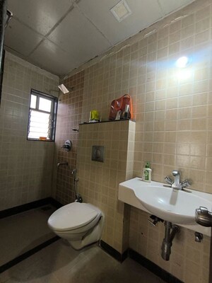 Bathroom in 4 BHK Villa at Baner – for Rent