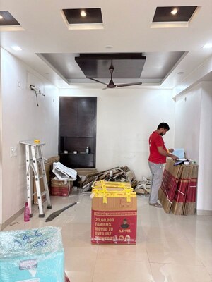 Furnished Amenities in 3.5 BHK Apartment at Shalimar Oneworld Vista, Gomti Nagar – for Rent