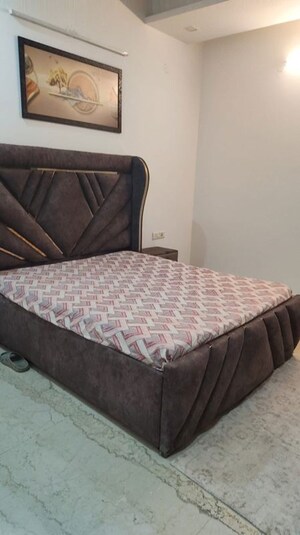 Bedroom in 2 BHK Builder Floor at Sector 104 – for Sale